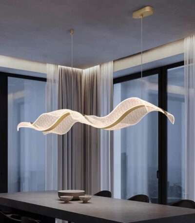 lustră modernă elegantă și artistică