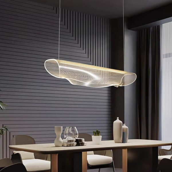 lustra Acrilic transparent